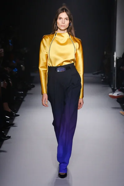 Look 5